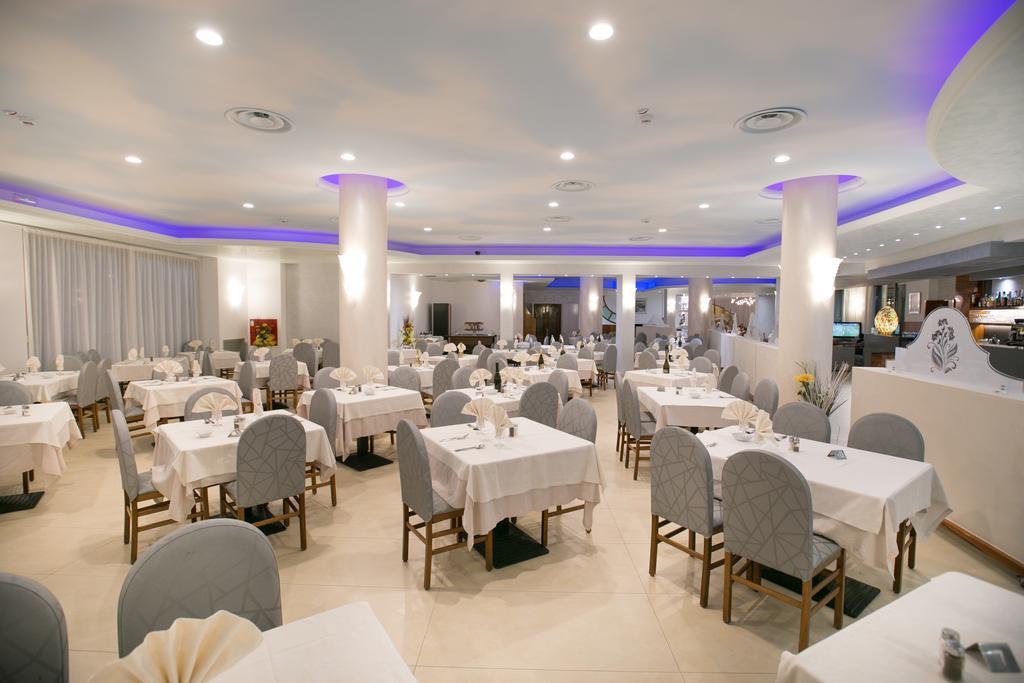 Hotel Metropol Соттомаріна Екстер'єр фото